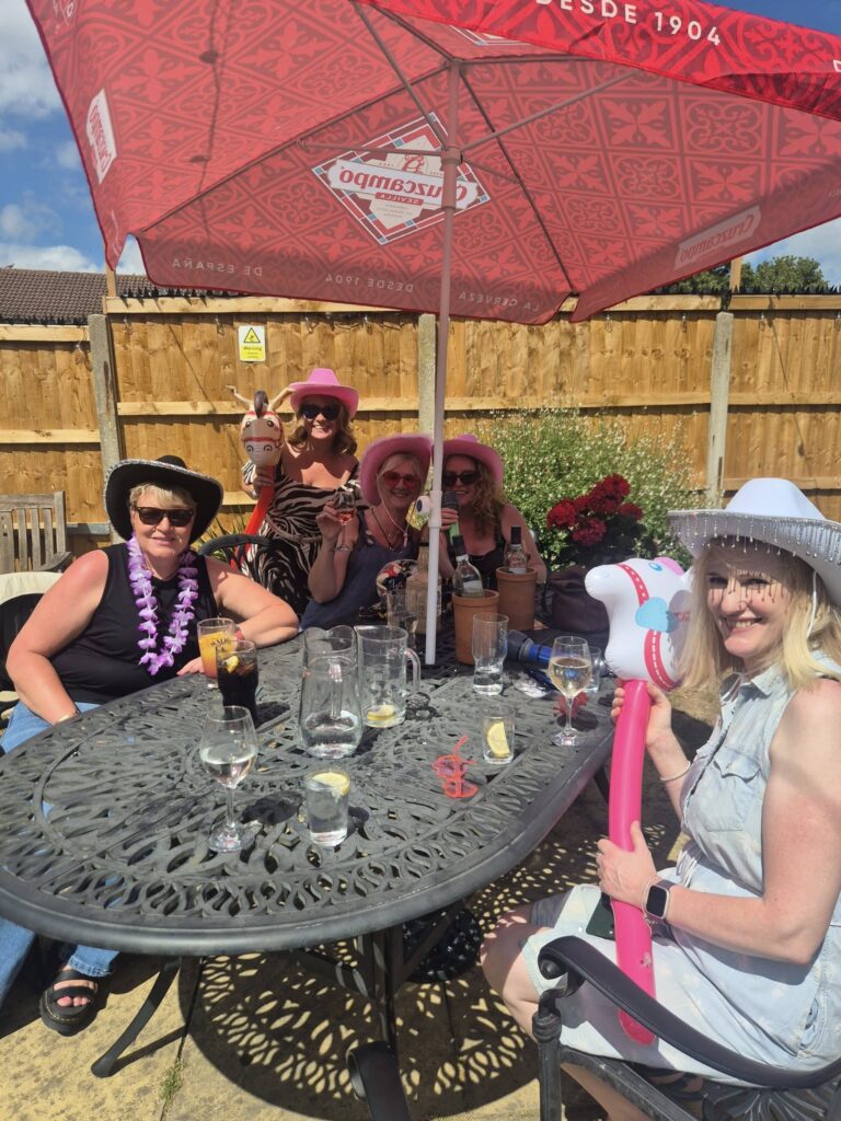 What is a bottomless brunch?