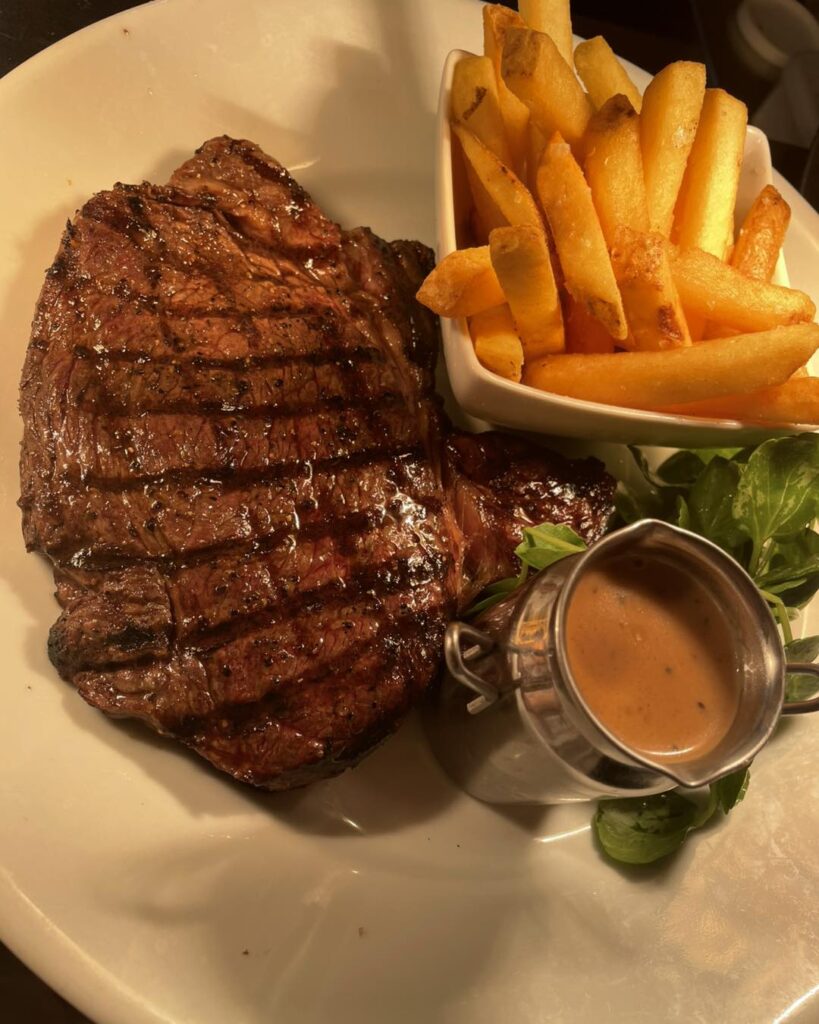 Restaurants With Live Music